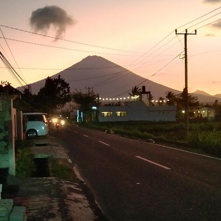 Mesari Homestay & Warung Amed Exterior foto